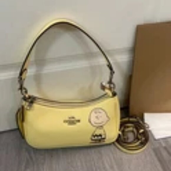 Coach X Peanuts Teri Shoulder Bag With Charlie Brown CBJ83 Authentic - Picture 7 of 8